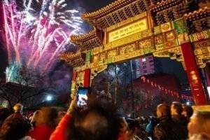 fireworks and chinese new year